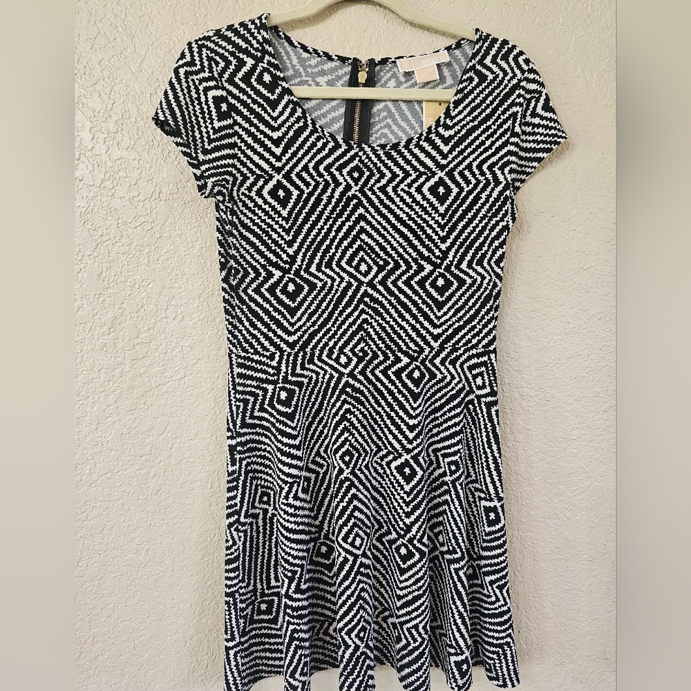 NWT Michael Kors Geometric Black and White Women's Dress